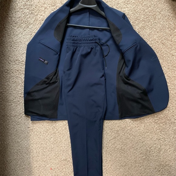 Men’s Flexfit Navy Blue Suit - Picture 2 of 2